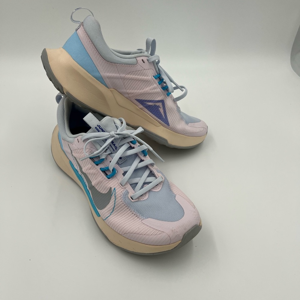 Nike Women’s Juniper Trail 2 running shoes size 9.5